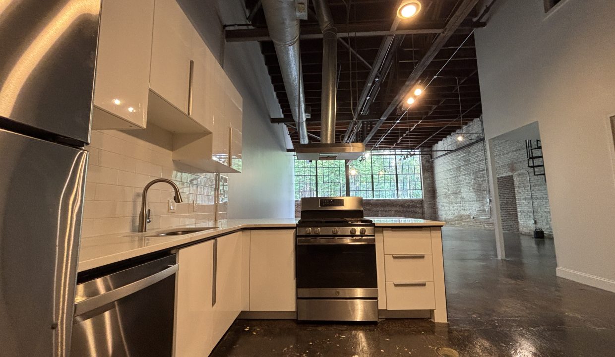 T108_kitchen