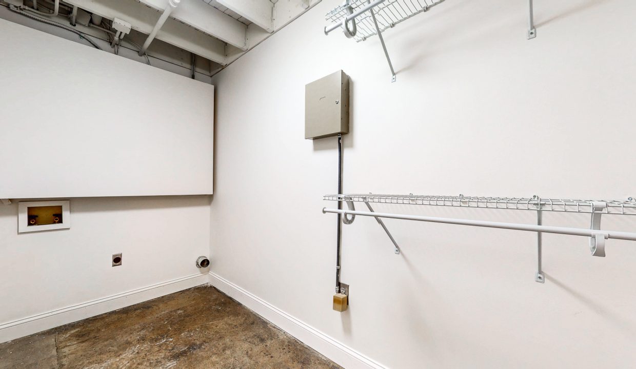 laundry-storage