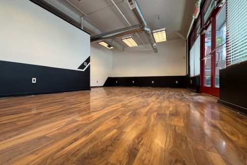 572_interior 2