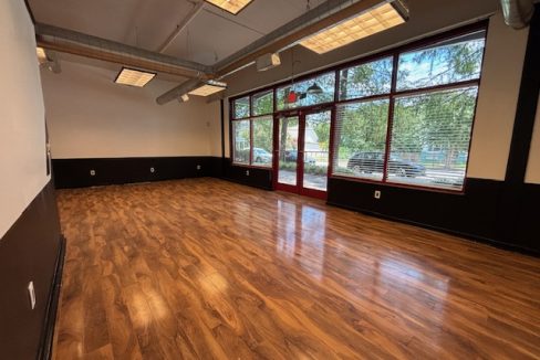 572_interior 3