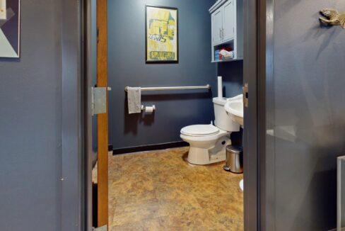 Antone Unit 1 bathroom