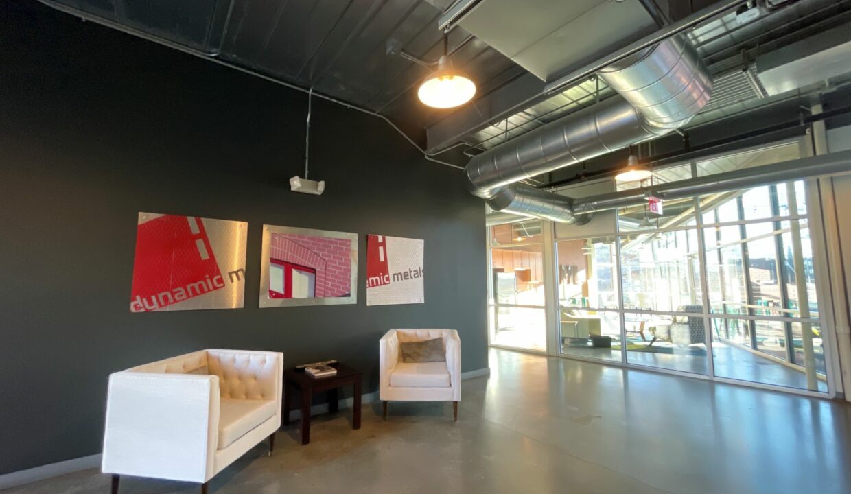 Common lobby upstairs