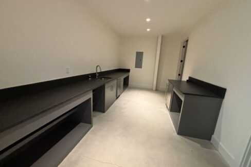 Unit 12-14 kitchen